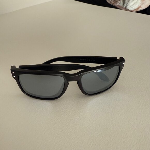 NEW Oakley Holbrook Prizm Polarized Silver Reflective Lenses 9102 - Picture 8 of 8